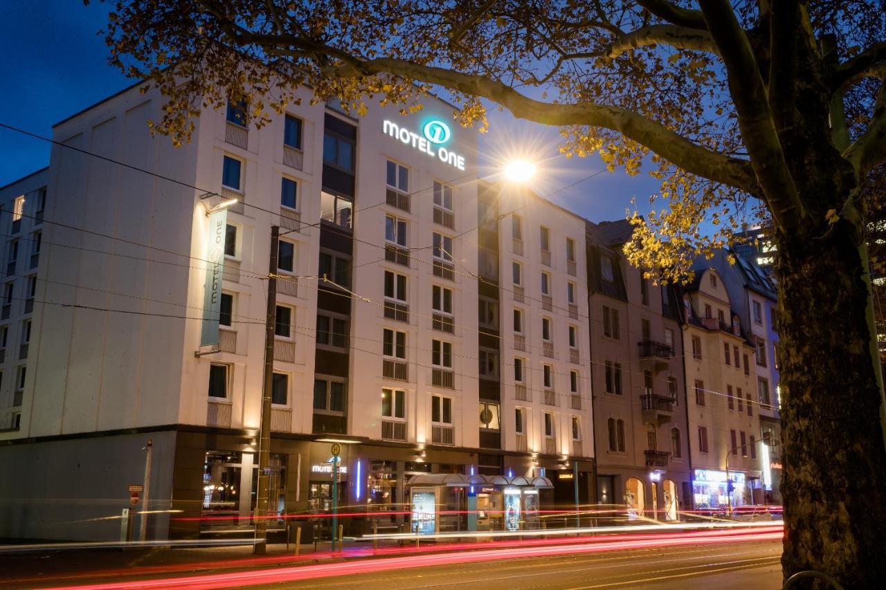 Motel One Frankfurt-Eastside Frankfurt nad Mohanem Exteriér fotografie